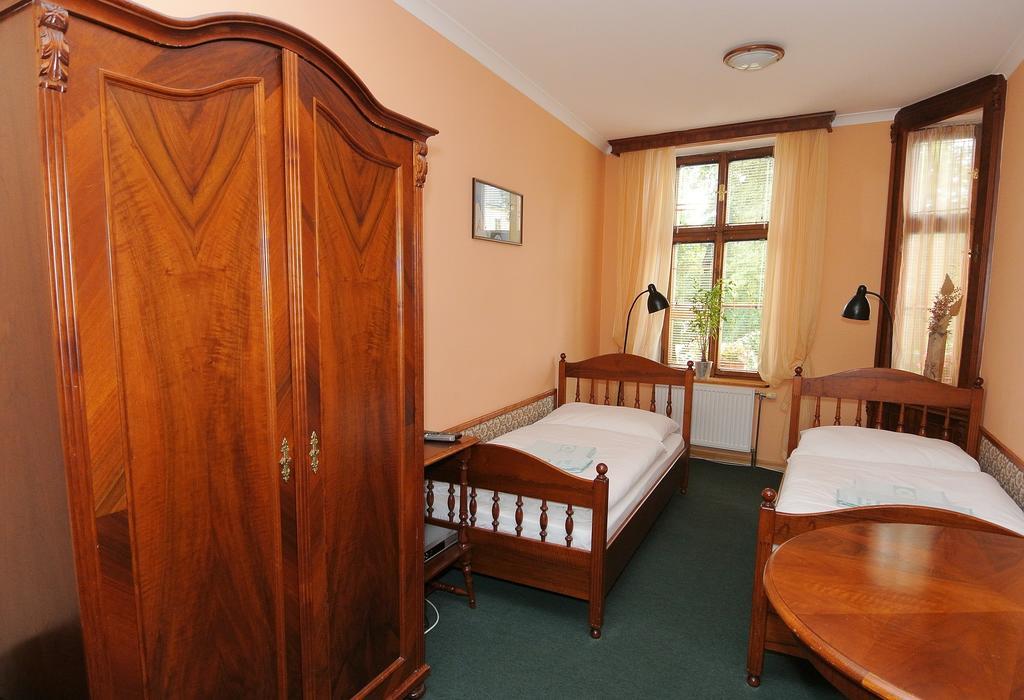 Hotel Garni Na Havlicku Kutna Hora Room photo